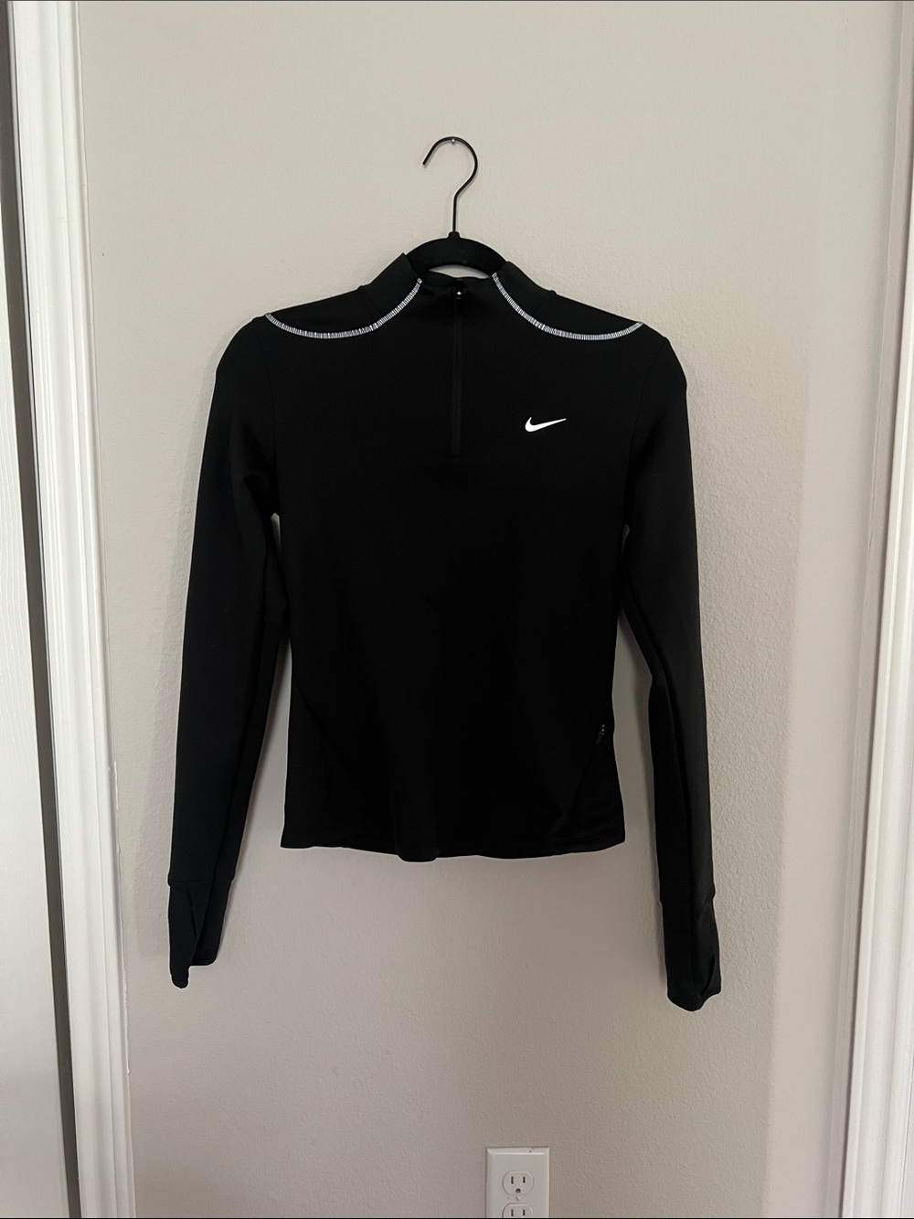 Nike Women’s Black Half-Zip Long Sleeve Performance Top ThermaFIT Reflective